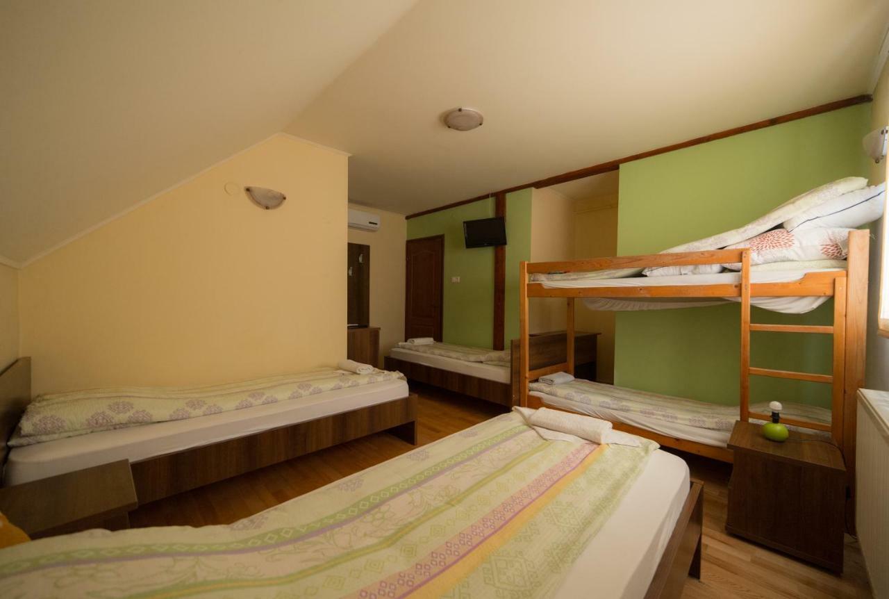 Bibic Vendeghazak Hotel Nagybajom Eksteriør billede